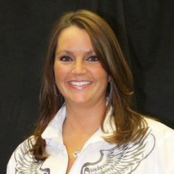 Meet your Posher, Abby - Picture 3 of 3